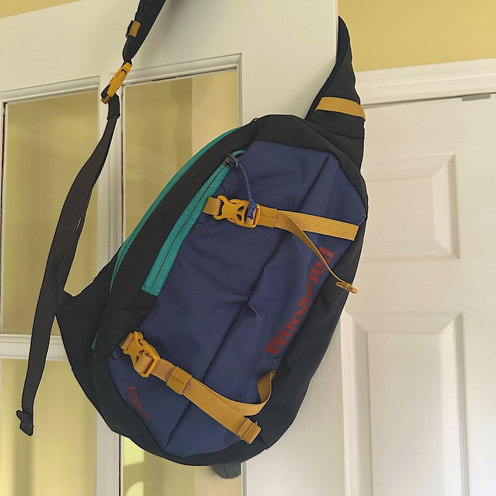 Patagonia Atom Sling Bag 8L